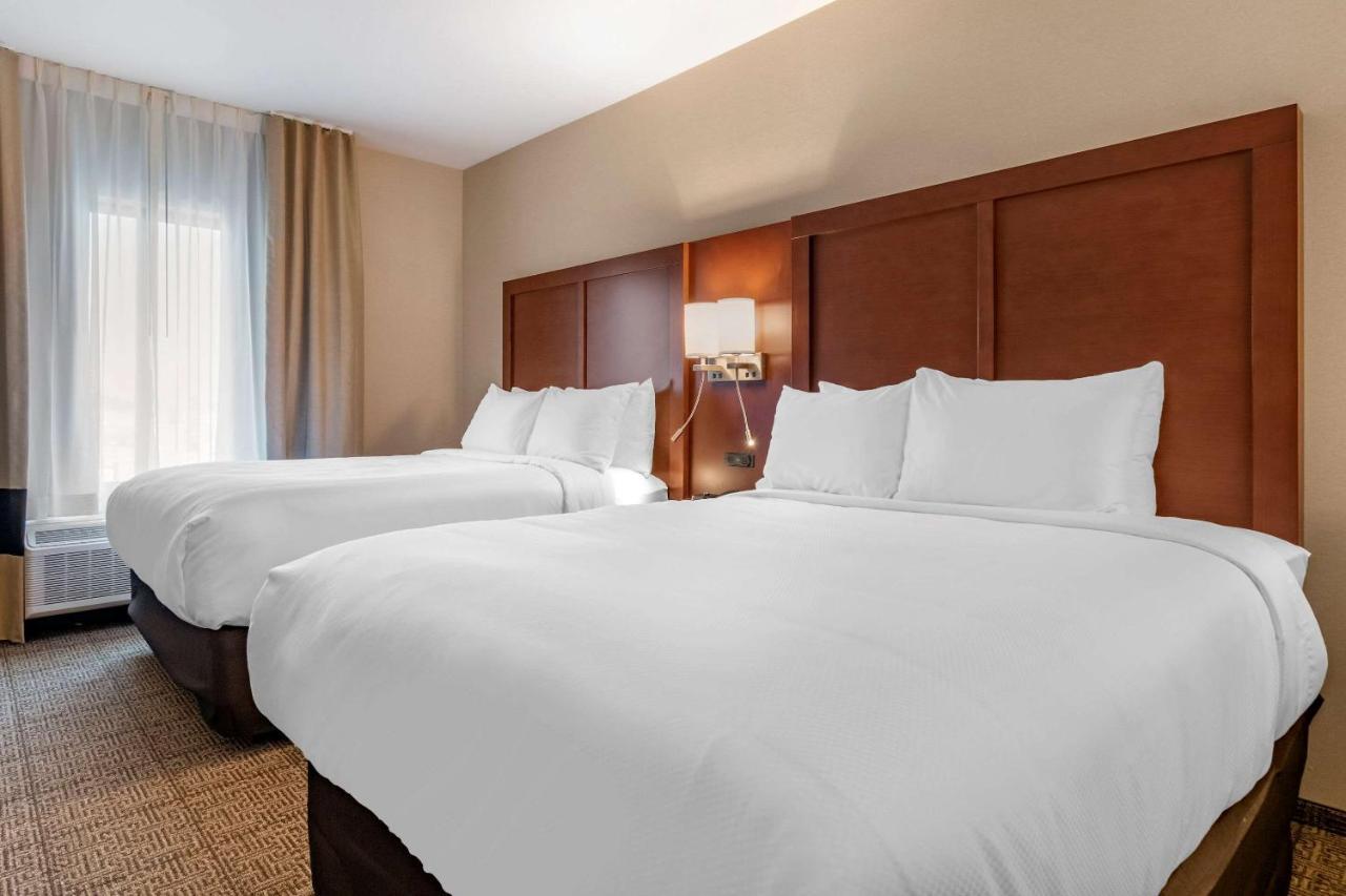 Comfort Suites Camp Hill-Harrisburg West Экстерьер фото